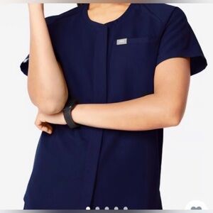 FIGS Navy Tela Scrub Top Women’s Size XXS Technical Collection Medical Uniform